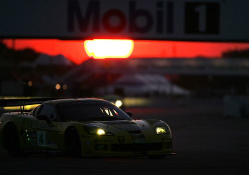 Corvette at sunset (foto: Americanlemans.com)